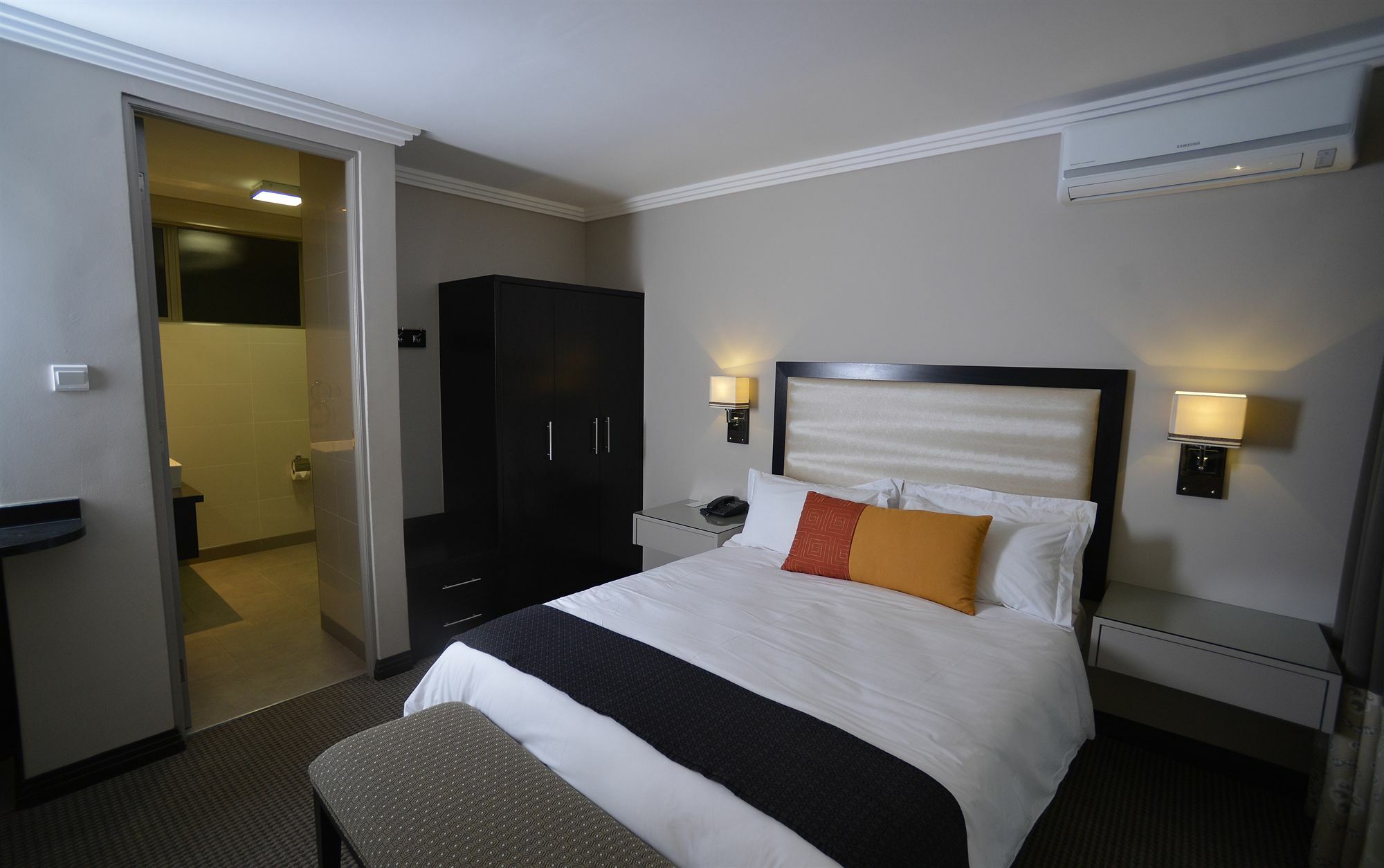 Regent Hotel City Gaborone Exteriör bild