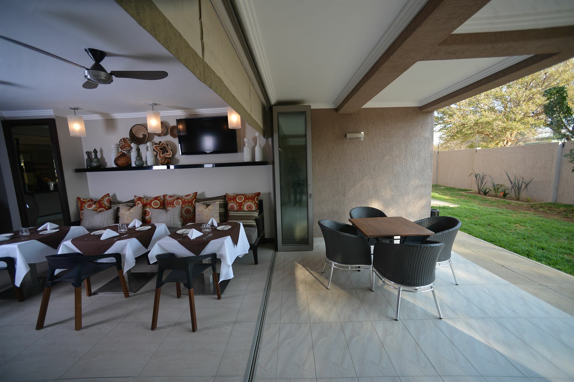 Regent Hotel City Gaborone Exteriör bild
